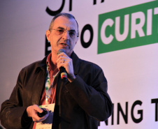 O superintendente executivo do Serviço Social Autônomo (Paranacidade), Álvaro Cabrini Junior, apresentou nesta sexta-feira (22) uma palestra no SmartCity , em Curitiba. Com o tema ?Cidades Circulares - Planejanfo Cidades Sustentáveis, Inovadoras e Inclusivas?  -  cURITIBA, 22/03/2019  -  fOTO: dIVULGAÇÃO sedu