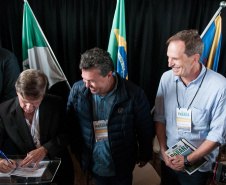 O turismo sustentável aliado à qualidade da água foi um dos destaques do lançamento do Guia Náutica – Águas do Paraná , na manhã desta sexta-feira (22), em Guaratuba, como parte das comemorações do Dia da Água