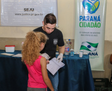 Feira de serviços gratuitos chega à população de Porto Barreiro.Foto: Geraldo Bubniak/ Arquivo ANPr