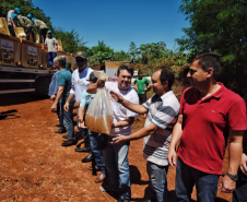 O Governo do Estado, por meio da Secretaria de Desenvolvimento Sustentável e Turismo, realizou neste final de semana (23-24) soltura de peixes, plantio de árvores e atividades de educação ambiental em Campo Mourão, Formosa do Oeste, Quarto Centenário, Alto Paraíso / Porto Figueira.  -  Curitiba, 25/03/2019  -  Foto: Dênis Ferreira Netto/Desenvolvimento Sustentável