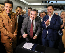 Governador Carlos Massa Ratinho Junior participa da posse do secretário de Estado da Saúde, Carlos Alberto Gebrim Preto (Beto Preto). Curitiba, 25/03/2019. Foto: Geraldo Bubniak/ANPr