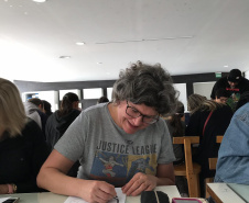 O Museu Oscar Niemeyer recebeu nesta quarta-feira (27) cerca de 170 professores de artes dos ensinos público e privado, além de alunos de licenciatura em artes, para a primeira edição do ano do programa mensal MON para Educadores.  -  Curitiba, 27/03/2019  -  Foto: Divulgação MON