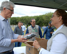 O secretário estadual da Agricultura e do Abastecimento, Norberto Ortigara, participou nesta quinta-feira (28) em Ponta Grossa do lançamento da cultivar de feijão-preto IPR Urutau, elaborada pelo Instituto Agronômico do Paraná (Iapar).  -  Ponta Grossa, 28/03/2019  -  Foto:  Edino Ferreira da Silva/ Iapar