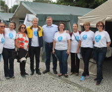A ação da Secretaria da Justiça, Família e Trabalho em comemoração ao aniversário de Curitiba, em parceria com o 27º Batalhão Logístico do Exército Brasileiro, Polícia Militar, Sanepar e Rotary, realizou cerca de dois mil atendimentos na Praça Rui Barbosa, no centro da capital, nesta sexta-feira (29/03).  -  Curitiba, 29/03/2019  -  Foto: Divulgação SEJUF