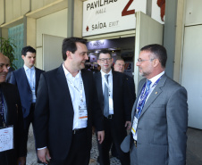 O governador Carlos Massa Ratinho Junior esteve nesta terça-feira (2) na 12ª edição da feira internacional de segurança LAAD Defence & Security, no Rio de Janeiro. A viagem teve como objetivo conhecer tecnologias que possam ser aplicadas no Paraná para reforçar e aprimorar o sistema segurança pública. Foto: Rodrigo Felix Leal/ANPr