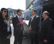 O governador Carlos Massa Ratinho Junior esteve nesta terça-feira (2) na 12ª edição da feira internacional de segurança LAAD Defence & Security, no Rio de Janeiro. A viagem teve como objetivo conhecer tecnologias que possam ser aplicadas no Paraná para reforçar e aprimorar o sistema segurança pública. Foto: Rodrigo Felix Leal/ANPr