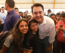 O governador Carlos Massa Ratinho Junior inaugurou nesta quinta-feira (4), em Guarapuava, região central do Paraná, as novas sedes dos colégios estaduais Leni Marlene Jacob e Professor Pedro Carli.  Foto: Rodrigo Felix Leal/ANPr