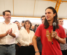 O governador Carlos Massa Ratinho Junior inaugurou nesta quinta-feira (4), em Guarapuava, região central do Paraná, as novas sedes dos colégios estaduais Leni Marlene Jacob e Professor Pedro Carli.  Foto: Rodrigo Felix Leal/ANPr