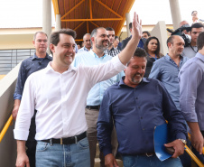 O governador Carlos Massa Ratinho Junior inaugurou nesta quinta-feira (4), em Guarapuava, região central do Paraná, as novas sedes dos colégios estaduais Leni Marlene Jacob e Professor Pedro Carli.  Foto: Rodrigo Felix Leal/ANPr