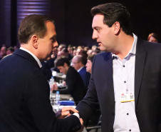 O governador Carlos Massa Ratinho Junior apresentou a empresários e investidores reunidos em Campos do Jordão (SP) para o 18° Fórum Empresarial do Lide o novo modelo de concessões e parcerias público-privadas do Paraná, além do planejamento do Estado para a próxima década. Foto: Rodrigo Felix Leal/ANPr