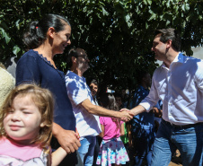 O governador Carlos Massa Ratinho Junior  assina ordem de serviço para construção de Escola em Mauá da Serra nesta quarta-feira (10).  Mauá da Serra, 10/04/2019 -  Foto: Geraldo Bubniak/ANPr