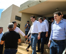 O governador Carlos Massa Ratinho Junior  assina ordem de serviço para construção de Escola em Mauá da Serra nesta quarta-feira (10).  Londrina, 10/04/2019 -  Foto: Geraldo Bubniak/ANPr