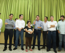 O município de Mauá da Serra, no Vale do Ivaí, ganhará uma nova escola estadual. O governador Carlos Massa Ratinho Junior esteve no município nesta quarta-feira (10) para assinar a ordem de serviço para a construção do Colégio Estadual Vilson Miranda, que terá capacidade para 840 estudantes. O investimento é de R$ 5 milhões.  -  Mauá da Serra, 10/04/2019  -  Foto: Rodrigo Félix Leal/ANPr