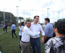 A população de Faxinal, no Vale do Ivaí, ganhou nesta quarta-feira (10)  o espaço Meu Campinho, destinado à prática de atividades de esporte e de lazer, principalmente para crianças e adolescentes