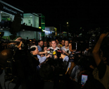 O governador Carlos Massa Ratinho Junior  assina ato que instala o Governo na Expolondrina nesta quarta-feira (10).  Londrina, 10/04/2019 -  Foto: Geraldo Bubniak/ANPr