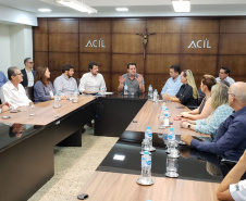 O governador Carlos Massa Ratinho Junior destacou nesta sexta-feira (12), em reunião na Associação Comercial e Industrial de Londrina (Acil), que o Governo planeja transformar o município e a região Norte em um polo de inovação em agritech (tecnologia aliada ao agronegócio).  Foto: Rodrigo Felix Leal/ANPr