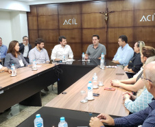 O governador Carlos Massa Ratinho Junior destacou nesta sexta-feira (12), em reunião na Associação Comercial e Industrial de Londrina (Acil), que o Governo planeja transformar o município e a região Norte em um polo de inovação em agritech (tecnologia aliada ao agronegócio).  Foto: Rodrigo Felix Leal/ANPr