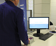 As prefeituras dos 399 municípios do Paraná já estão cadastrados no www.eprotocolo.pr.gov.br, ferramenta que permite o acesso aos serviços do Governo Digital e porta de entrada para o início de pedidos, envio de documentos e acompanhamento de processos do Governo do Estado. - Curitiba, 11/04/2019  -  Foto: Divulgação SEDU