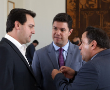 Governador anuncia pagamento das promoções dos praças-militares. -  Curitiba, 15/04/2019  -  Foto de Gilson Abreu ANPr
