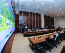 O governador Carlos Massa Ratinho Junior participa nesta segunda-feira (15) de Coletiva de Imprensa com um balanço dos 100 dias de gestão.   Curitiba, 15/04/2019 -  Foto: Geraldo Bubniak/ANPr