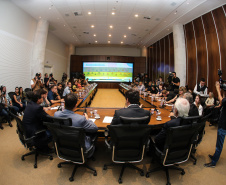 O governador Carlos Massa Ratinho Junior participa nesta segunda-feira (15) de Coletiva de Imprensa com um balanço dos 100 dias de gestão.   Curitiba, 15/04/2019 -  Foto: Geraldo Bubniak/ANPr