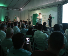 Governador Carlos Massa Ratinho Júnior visita a fábrica da Klabin em Ortigueira, na assinatura de convênio com a empresa e a prefeitura do município para a construção da Escola Técnica de Operação Florestal e Agrícola. - Ortigueira, 16/04/2019 - Foto: Jaelson Lucas/ANPr