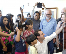 O governador Carlos Massa Ratinho Junior assinou nesta quarta-feira (17), no Palácio Iguaçu, um projeto de lei que propõe a criação do Conselho Estadual dos Povos Indígenas (CEPI-PR), órgão consultivo que será responsável por assegurar a participação dos povos indígenas nas políticas públicas do Estado. - .Curitiba, 17-04-19.Foto: Arnaldo Alves / ANPr.