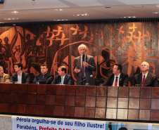 O governador em exercício Darci Piana afirmou nesta terça-feira (12), na posse do novo presidente da Associação dos Municípios do Paraná (AMP), que o Governo enxugou a máquina pública para potencializar os investimentos nos municípios nos próximos anos. Curitiba, 23/04/2019 -  Foto: Geraldo Bubniak/ANPr