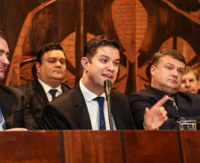O secretário-chefe da Casa Civil, Guto Silva, destacou que o País precisa avançar em reformas (tributária, previdenciária e federativa) e que o Governo do Paraná não tem medo de enfrentar as dificuldades para reorganizar o Estado.  Curitiba, 23/04/2019 -  Foto: Geraldo Bubniak/ANPr