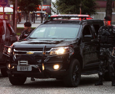 A Polícia Militar começou às 7 horas desta quarta-feira (24) uma megaoperação, a Operação Tiradentes, em todo o Estado, com aproximadamente três mil policiais, 1,2 mil viaturas, além do policiamento já feito rotineiramente. A operação vai até a manhã desta quinta-feira (25) e faz parte de uma ação nacional.  -  Foto: Divulgação PMPR