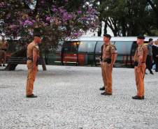 A Polícia Militar começou às 7 horas desta quarta-feira (24) uma megaoperação, a Operação Tiradentes, em todo o Estado, com aproximadamente três mil policiais, 1,2 mil viaturas, além do policiamento já feito rotineiramente. A operação vai até a manhã desta quinta-feira (25) e faz parte de uma ação nacional.  -  Foto: Divulgação PMPR
