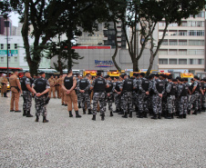 A Polícia Militar começou às 7 horas desta quarta-feira (24) uma megaoperação, a Operação Tiradentes, em todo o Estado, com aproximadamente três mil policiais, 1,2 mil viaturas, além do policiamento já feito rotineiramente. A operação vai até a manhã desta quinta-feira (25) e faz parte de uma ação nacional.  -  Foto: Divulgação PMPR