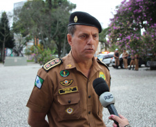 A Polícia Militar começou às 7 horas desta quarta-feira (24) uma megaoperação, a Operação Tiradentes, em todo o Estado, com aproximadamente três mil policiais, 1,2 mil viaturas, além do policiamento já feito rotineiramente. A operação vai até a manhã desta quinta-feira (25) e faz parte de uma ação nacional. Na foto, o subcomandante-geral da PM, coronel Antônio Carlos de Morais.  -  Foto: Divulgação PMPR