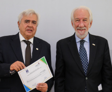 O governador em exercício Darci Piana participa da Posse  dos novos representantes da sociedade civil para a gestão 2019/2021 do O Conselho Estadual do Idoso (CEDI) do Paraná   no Salão de Atos do Palácio Iguaçu,  nesta quarta-feira (24).   Curitiba, 24/04/2019 -  Foto: Geraldo Bubniak/ANPr