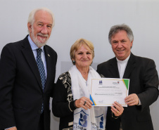 O governador em exercício Darci Piana participa da Posse  dos novos representantes da sociedade civil para a gestão 2019/2021 do O Conselho Estadual do Idoso (CEDI) do Paraná   no Salão de Atos do Palácio Iguaçu,  nesta quarta-feira (24).   Curitiba, 24/04/2019 -  Foto: Geraldo Bubniak/ANPr