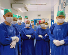 Vinte pacientes em tratamento no Centro de Atendimento Integral ao Fissurado Labiopalatal (CAIF) estão sendo beneficiados com cirurgias plásticas reparadoras que acontecem desde a manhã de hoje (24)  no Hospital doTrabalhador