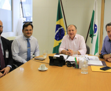 O secretário estadual do Desenvolvimento Urbano, João Carlos Ortega, recebeu nesta quarta-feira (24) mais de uma dezena de prefeitos que apresentaram listas de prioridades às suas respectivas populações.  -  Curitiba, 24/04/2019  -  Foto: Divulgação SEDU