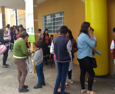 A quinta edição da feira de serviços Paraná Cidadão em 2019 aconteceu em Mandirituba com 7,6 mil atendimentos registrados. Cerca de 5 mil pessoas que passaram pelo evento, encerrado nesta sexta-feira (26), tiveram acesso a diversos serviços gratuitos disponibilizados em um único local.  Mandirituba, 26/04/2019   -  Foto: Divulgação SEJUF