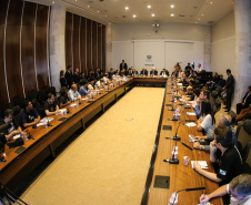 O vice governador Darci Piana participa de reunião com representantes dos servidores publicos  no Palácio Iguaçu,  nesta segunda-feira (29).   Curitiba, 24/04/2019 -  Foto: Geraldo Bubniak/ANPr