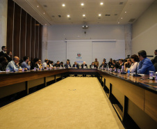 O vice governador Darci Piana participa de reunião com representantes dos servidores publicos  no Palácio Iguaçu,  nesta segunda-feira (29).   Curitiba, 24/04/2019 -  Foto: Geraldo Bubniak/ANPr