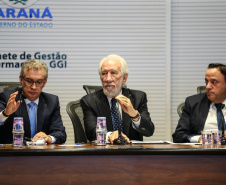 O vice governador Darci Piana participa de reunião com representantes dos servidores publicos  no Palácio Iguaçu,  nesta segunda-feira (29).   Curitiba, 24/04/2019 -  Foto: Geraldo Bubniak/ANPr
