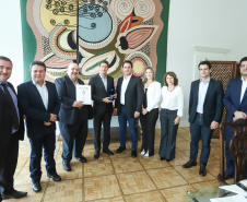 Governador Carlos Massa Ratinho Junior recebe o ministro do Meio Ambiente, Ricardo Salles  -  Curitiba, 30/04/2019  -  Foto: Rodrigo Félix Leal/ANPr