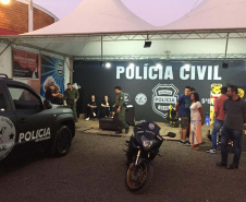 A Polícia Civil do Paraná (PCPR) irá oferecer, entre os dias 9 e 19 de maio, dentro da área da Expoingá, serviços de delegacia móvel e experiência de tiro em estande para os visitantes.Foto: Divulgação/PCPR