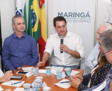 O governador Carlos Massa Ratinho Junior lançou nesta quinta-feira (16) o Parque Tecnológico do Instituto de Tecnologia do Paraná (Tecpar) em Maringá, no Noroeste do Paraná. Durante reunião do secretariado realizada na Expoingá, o governador assinou o edital de chamamento de empresas de base tecnológica para o local. Foto: Rodrigo Felix Leal/ANPr