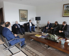 O governador Carlos Massa Ratinho Junior recebeu em seu gabinete o presidente da Assembléia de Deus, pastor Wagner Tadeu dos Santos Gaby e sua diretoria.Curitiba, 22-05-19Foto: Arnaldo Alves / ANPr
