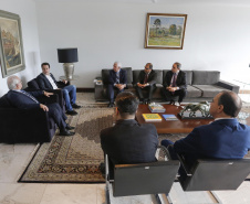 O governador Carlos Massa Ratinho Junior recebeu em seu gabinete o presidente da Assembléia de Deus, pastor Wagner Tadeu dos Santos Gaby e sua diretoria.Curitiba, 22-05-19Foto: Arnaldo Alves / ANPr
