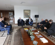 O governador Carlos Massa Ratinho Junior recebeu em seu gabinete o presidente da Assembléia de Deus, pastor Wagner Tadeu dos Santos Gaby e sua diretoria.Curitiba, 22-05-19Foto: Arnaldo Alves / ANPr