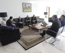 O governador Carlos Massa Ratinho Junior recebeu em seu gabinete o presidente da Assembléia de Deus, pastor Wagner Tadeu dos Santos Gaby e sua diretoria.Curitiba, 22-05-19Foto: Arnaldo Alves / ANPr