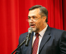 O secretário de Saude do Paraná, Carlos Alberto Gebrim Preto  (Beto Preto) na abertura do XXXV Congresso Estadual de Secretários Municipais de Saúde do Paraná, no Centro Universitário da Fundação Assis Gurgacz (FAG)  em Cascavel nesta quinta-feira (23).   Cascavel, 23/05/2019 -  Foto: Geraldo Bubniak/ANPr
