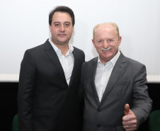 O governador Carlos Massa Ratinho Junior participa da abertura do XXXV Congresso Estadual de Secretários Municipais de Saúde do Paraná, no Centro Universitário da Fundação Assis Gurgacz (FAG)  em Cascavel nesta quinta-feira (23).   Cascavel, 23/05/2019 -  Foto: Rodrigo Félix Leal/ANPr